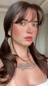 Mia Reid's Instagram, Twitter & Facebook