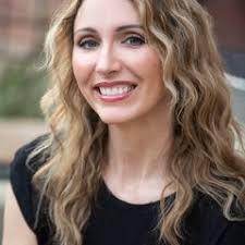 Amanda Gilson's Instagram, Twitter & Facebook