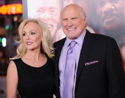During his time with the pittsburgh steelers, terry earned four super bowl rings and was. Terry Bradshaw S Wife Will Join Him In Their Family S Upcoming Reality Tv Show