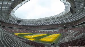 Resultado de imagem para CARROS NACIONAIS enfeitadOS para a Copa da Russi imagens