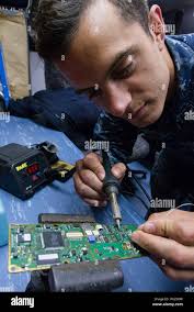 S c 172 hi-res stock photography and images