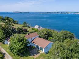 Spacious 4 Bedroom Bailey Island Home With Sunset Views Over