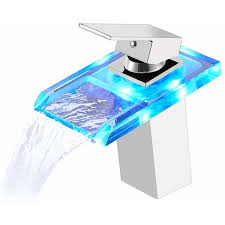 Bestes beispiel ist ein wasserfall mit hochwertiger led beleuchtung. Auralum Glas Led Wasserhahn Wasserfall Waschtischarmatur Chrom Bad Armatur Einhebelmischer Fur Badenzimmer Waschbecken Xbs102n