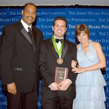 Covering politics, health, traffic and sports for chicago, the suburbs and northwest indiana. Hungry Hound Steve Dolinsky Bows Out From Abc 7 Chicago Eater Chicago