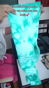 Empacando pedidos especiales para San Borja