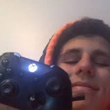 Addison Ridenour (@AddisonRidenour)