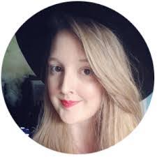 Amber Dodd's Instagram, Twitter & Facebook