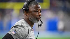 Aaron Glenn remains as a head coaching candidate for the Cardinals