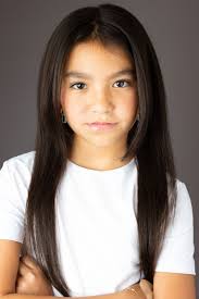 Lisa Rivas's Instagram, Twitter & Facebook