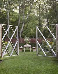 30 Gorgeous Spring Gardens Garden Gates Garden Pictures Deer Fence