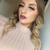 Shannon Ladner's Instagram, Twitter & Facebook