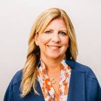 Jeanne Thacker's Instagram, Twitter & Facebook