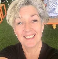 Lisa Lamarre's Instagram, Twitter & Facebook