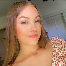 Ashley Dalbec's Instagram, Twitter & Facebook