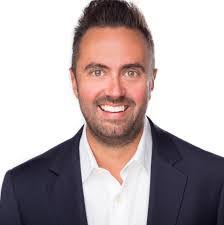 Kyle Schneck's Instagram, Twitter & Facebook