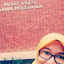 Pusat asasi sains pertanian upm telah ditubuhkan pada tahun 2005 dan menawarkan program asasi sains kepada pelajar lepasan spm. Kenapa Aku Quit Daripada Asasi Sains Pertanian Upm