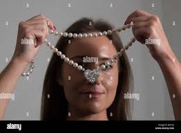 Carat 2017 hi-res stock photography and images