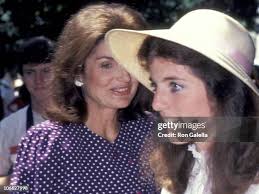 84 Courtney Kennedy And Jeff Ruhe Wedding Stock Photos, High-Res Pictures,  and Images