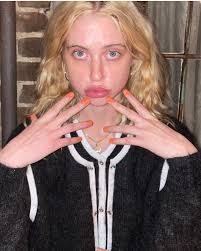 Tabitha Sanchez's Instagram, Twitter & Facebook