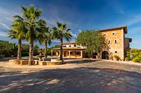 Avenida san martin de valdeiglesias, 1, alcorcón, 28922, spain. Finca Can Torre In Alqueria Blanca In The Southeast Majorca Mc Fincaservice