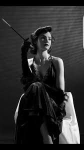 Black And White Film Flash Photography Pin By Barsata On Up In Smoke Film Noir Photography Film Noir Black And White Film