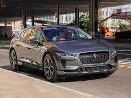 Jaguar S Electric I Pace Suv Was Just Named The Best Car Of 2019 Here S How It Stacks Up Against Tesla S Model X Jaguar Car Tesla Model X Bmw Classic Cars