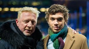 Vor fast genau 30 jahren gewann boris becker erstmals in london. Boris Becker Zeigt Sohn Elias Im Schragen Business Outfit Mit Einer Ziege