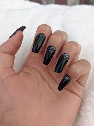Pin On Shop Sunnynailsco Fake Nails Black Nails With Glitter Black Prom Nails