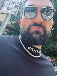 Adrian Gabor (@i.am.ady) • Instagram photos and videos