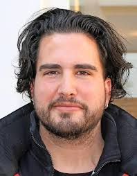 Louis Clemente's Instagram, Twitter & Facebook