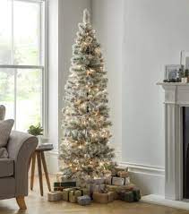Get into the christmas spirit with our collection of christmas tree pictures and images. 25 Slim Christmas Trees For Small Spaces Pencil Christmas Trees