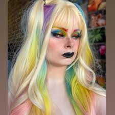 Everything had come into the world, including an everyday occurrence by Hailey  Tran!