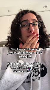 Gavin Giles's Instagram, Twitter & Facebook