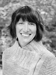 Nora Mullen's Instagram, Twitter & Facebook