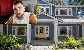 BREAKING Kansas city overwhelmed and delighted ' Travis Kelce bought a  house worth $3.3m for homeless Kids after signing $46m contract extension  with the chiefs.