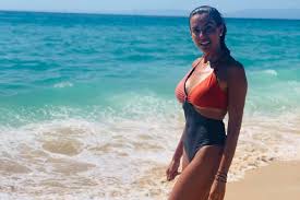 Aos 47 anos, catarina furtado partilha vídeo surpreendente. Catarina Furtado Exibe Se De Fato De Banho Na Praia