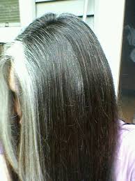 I Like That Silver Streaks Around The Face I May Have To See If I Can Enhance Mine Once I Grow Transition To Gray Hair Hair Highlights Gray Hair Growing Out