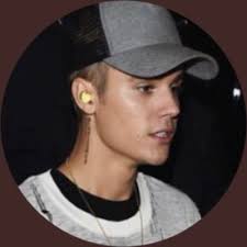 Dulce Peña (@dulcepr_)