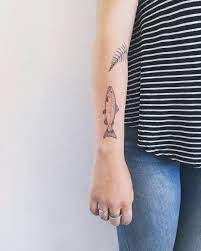 In Love With This Salmon From The Other Day Thanks Again Art Tattoo Handpoke Handpokedtattoo Salmon Tattoo Tattoos Hand Poked Tattoo