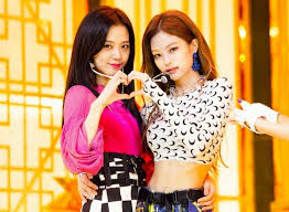 Instiz Reveals Female Idols Chosen By Other Active Idols As Most Beautiful In Real Life Blackpink Jisoo Black Pink Blackpink
