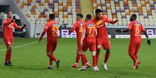 Maç sonucu 1 maç kodu : Yeni Malatyaspor Ikinci Yari Farka Kostu Kotu Gidise Son Verdi