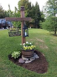 70 Wunderschone Wartungsarme Garten Und Landschaftsbauideen Beste Garten Dekoration Debbie R Front Yard Garden Front Yard Landscaping Backyard Landscaping