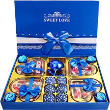 Valentine day gift for gf chocolate. Dove Chocolate Gift Box Valentine S Day Gifts Girlfriend Wrapping Paper Full Size Png Download Seekpng