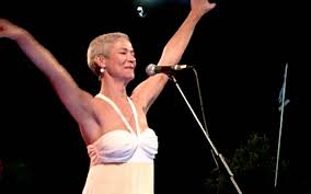 Όλα τα τελευταία νέα, φωτογραφίες, video και ειδήσεις. H Melina Kana Tragoyda Gia Ta Politistika Aposperismata St Apollwna H Rodiakh