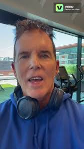 Robert Reames's Instagram, Twitter & Facebook