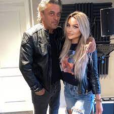 ¿apoyar a rob van daal? Zanger Rob Van Daal Photos Facebook