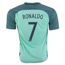 Portugal will participate in the eurovision song contest 2021 in rotterdam, netherlands with the song love is on my side, performed by the black mamba. Portugal Trikot 2017 Test Vergleich 2021 7 Beste Herren
