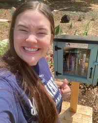 Kyla ann Cooke (@acourtoflatenightsandbooks) • Instagram photos and videos