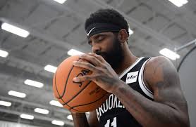 Because his girlfriend is flaunting a massive diamond on her ring finger just days after the nba star was rumored to have popped the question. Who Is Kyrie Irving Basketballers Bio Age Early Life Career Girlfriend And Net Worth Cradle Info