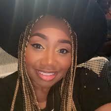 I'm so Detroit I was eating at Lou's Deli